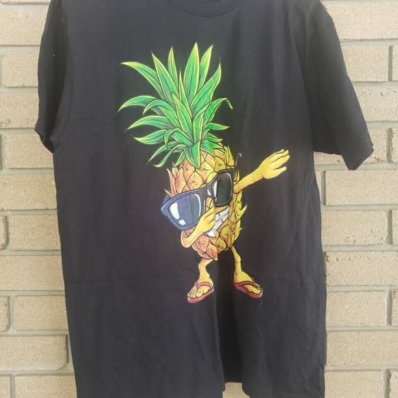 Black Pineapple Man T-Shirt Size: Medium - Picture 1 of 3